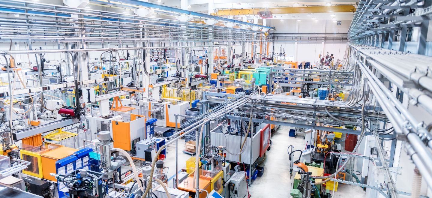 Best AI Manufacturing Companies: Rankings, ROI, & Real-World Impact